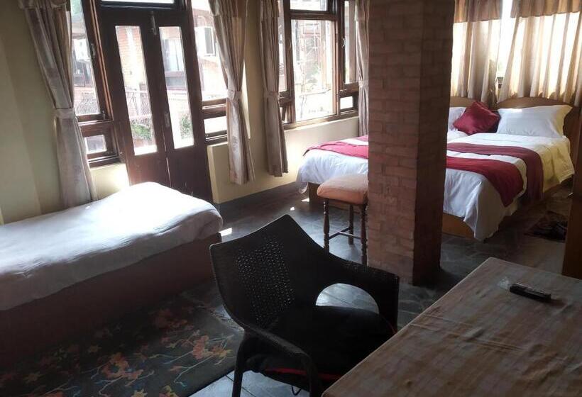 اتاق لوکس خانوادگی, Golden Gate Guest House