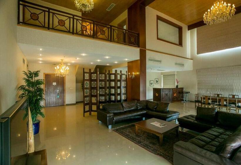 اتاق سوپریور, Lagos Oriental