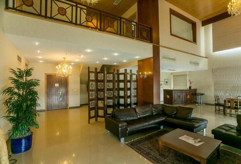 اتاق سوپریور, Lagos Oriental