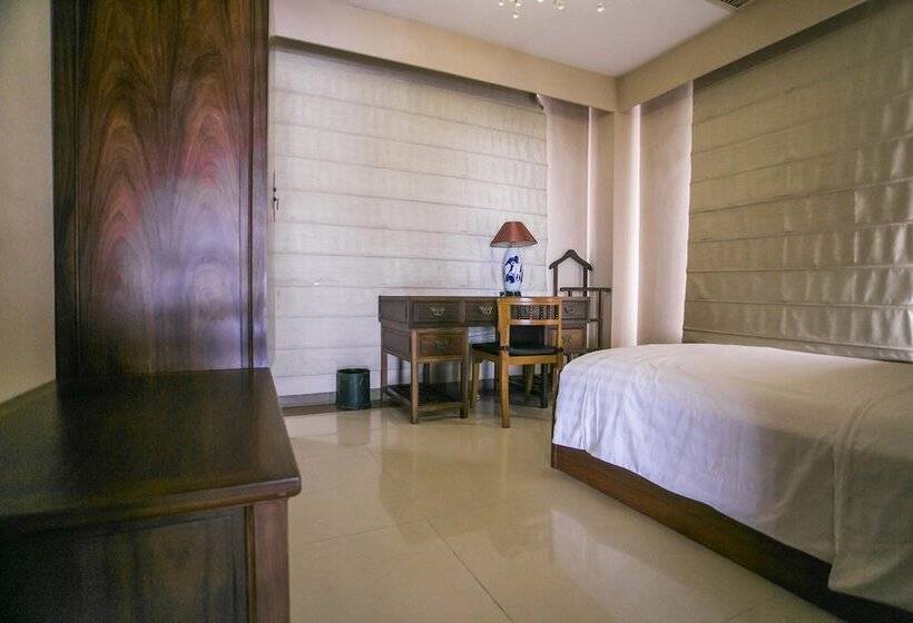 سوئیت پریمیوم 2 خوابه, Lagos Oriental