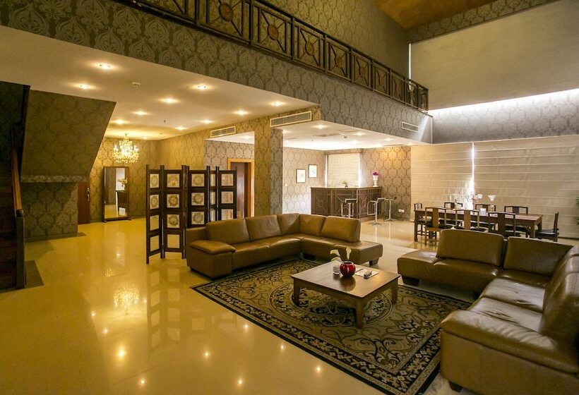 سوئیت ریاست جمهوری 2 خوابه, Lagos Oriental