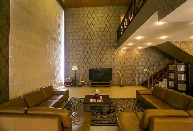 سوئیت ریاست جمهوری 2 خوابه, Lagos Oriental