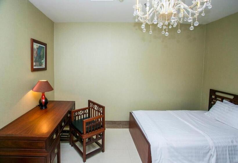 سوییت جونیور, Lagos Oriental