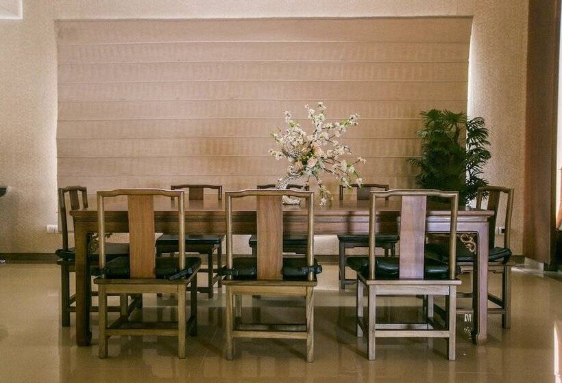 سوئیت پریمیوم 2 خوابه, Lagos Oriental