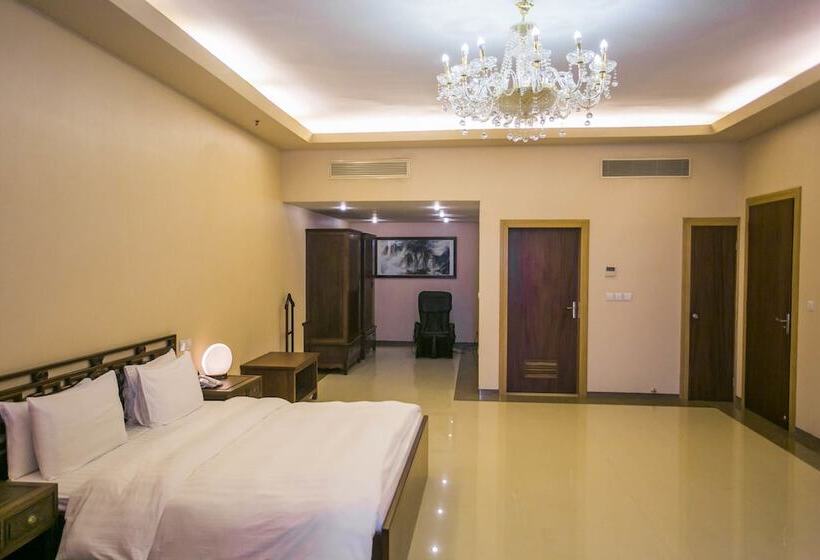 سوئیت پریمیوم 2 خوابه, Lagos Oriental