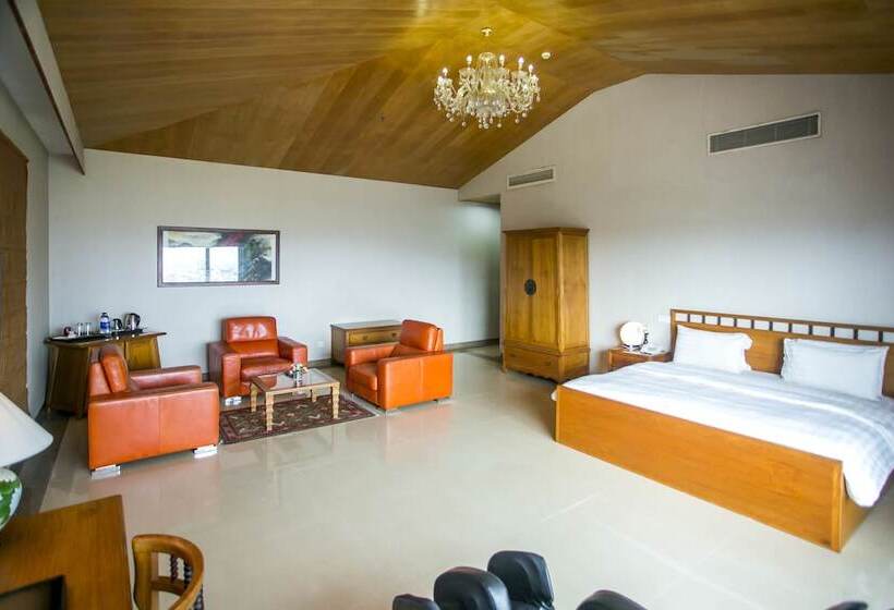 سوئیت ریاست جمهوری 2 خوابه, Lagos Oriental