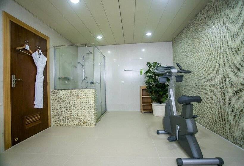 سوئیت ریاست جمهوری 2 خوابه, Lagos Oriental