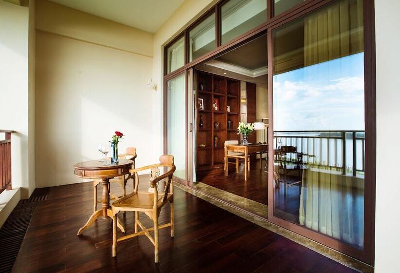 Президентский Люкс, Landmark Mekong Riverside
