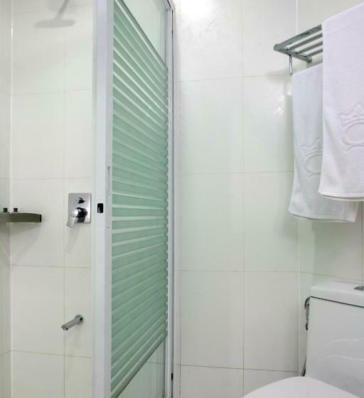 اتاق لوکس, Queens Hotel Angeles City