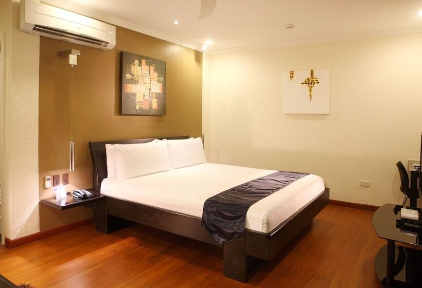 اتاق اجرایی, Queens Hotel Angeles City