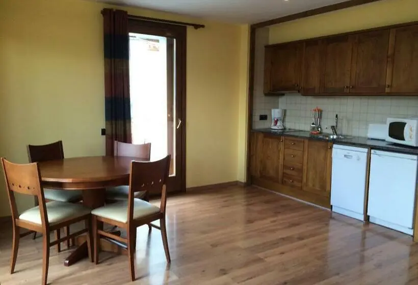 Apartament 1 Dormitor, Roca