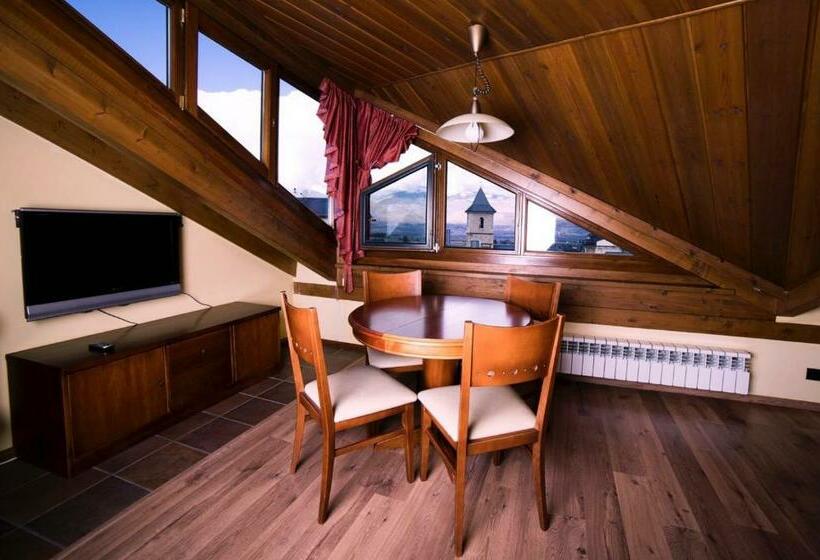 شقة غرفة واحدة, Roca