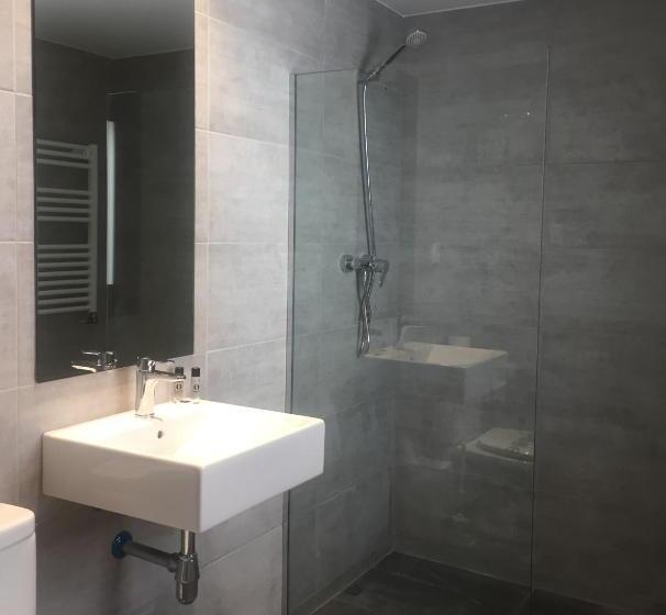 غرفة سوبيريور, Roca