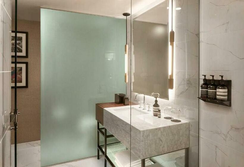 带大床的标准间, The Douglas, Autograph Collection