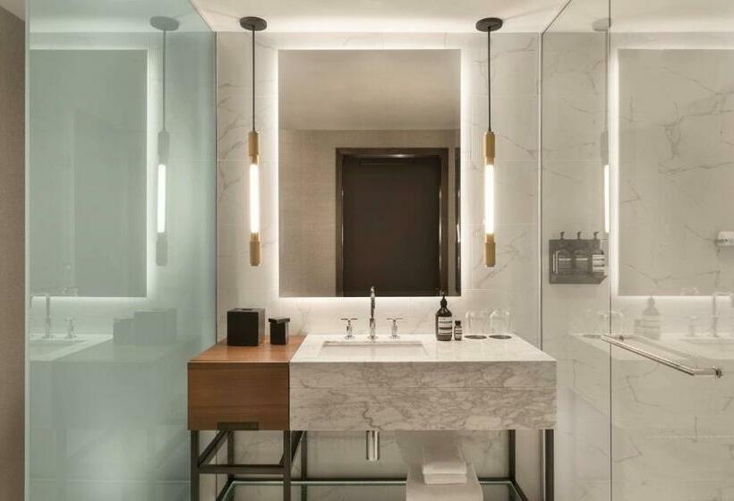 带大床的标准间, The Douglas, Autograph Collection