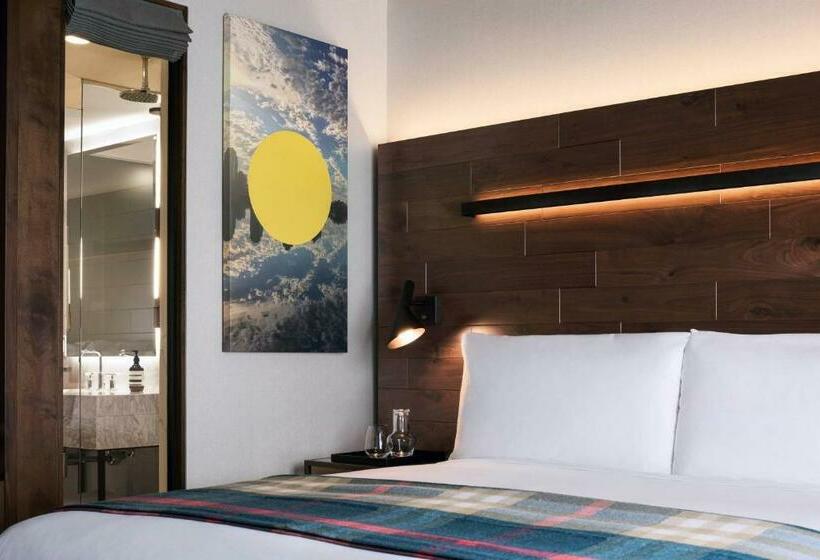 带大床的标准间, The Douglas, Autograph Collection