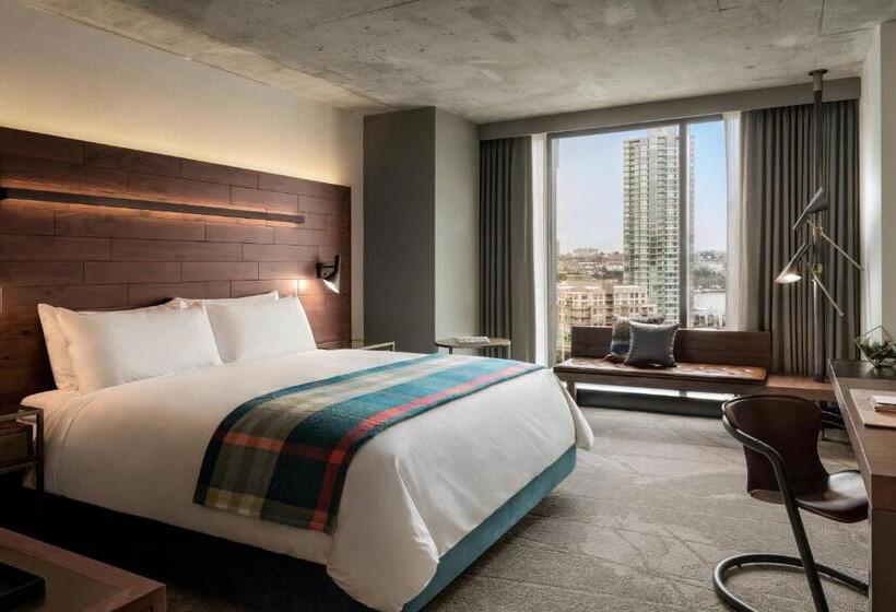 带大床的标准间, The Douglas, Autograph Collection