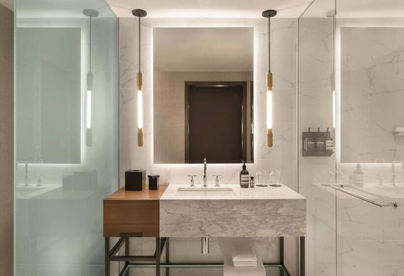 小型套房, The Douglas, Autograph Collection