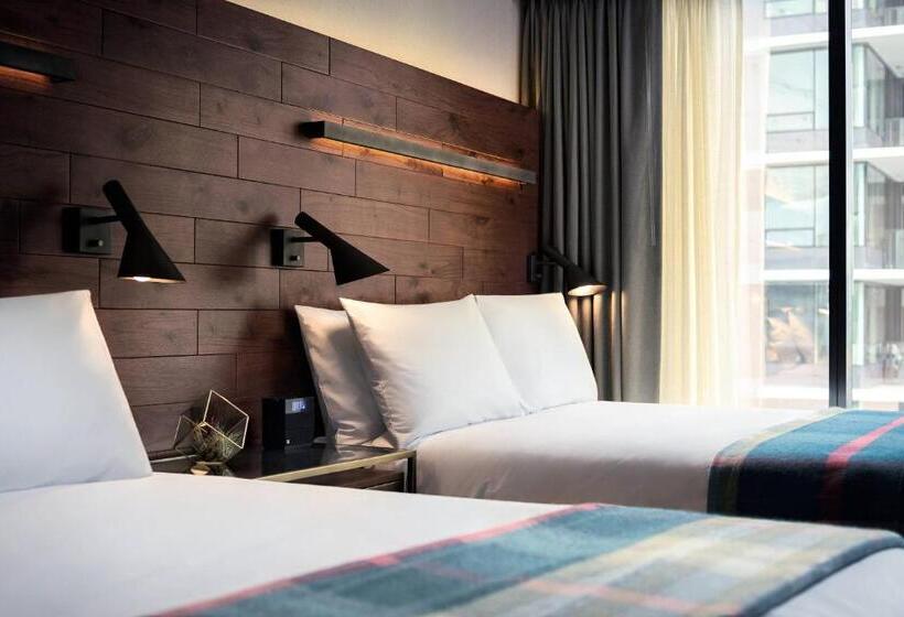 带城市景观的标准间, The Douglas, Autograph Collection