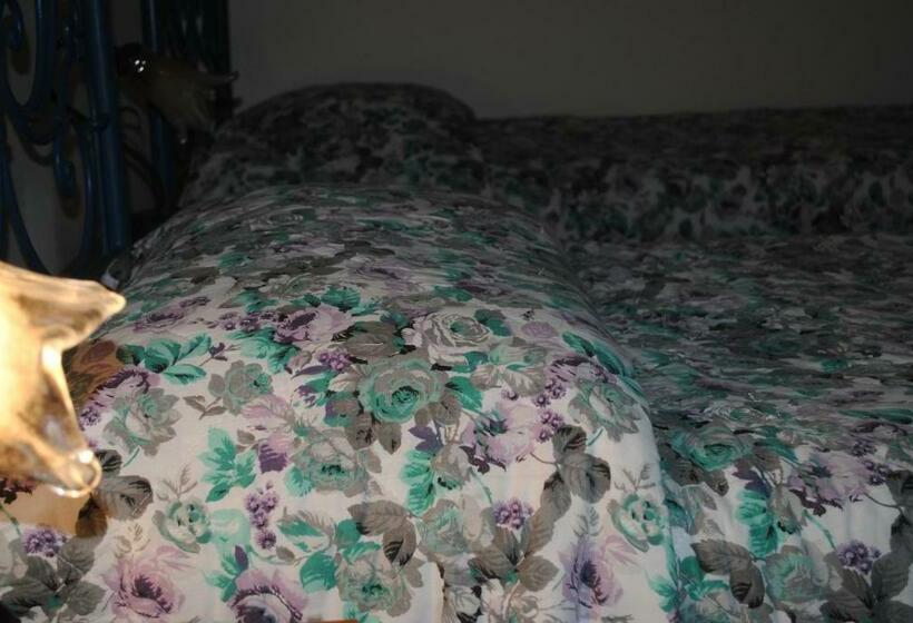 Pokój Standard, Calciufetta