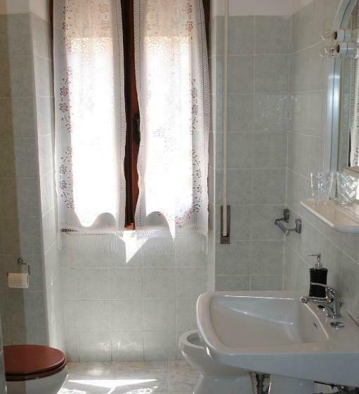 Pokój Standard Wspólna Łazienka, Calciufetta