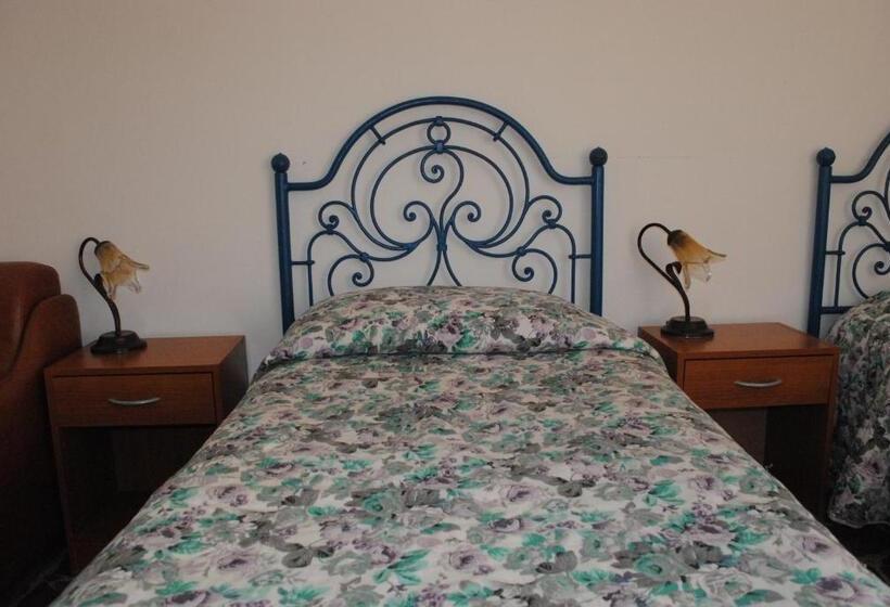 Pokój Standard, Calciufetta