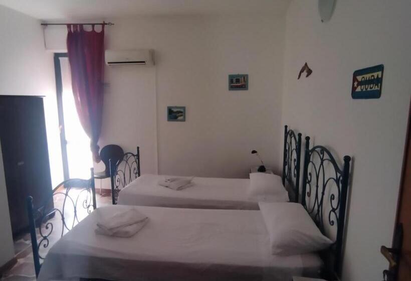 Pokój Standard, Calciufetta