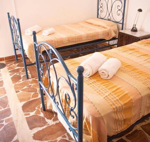 Pokój Standard, Calciufetta