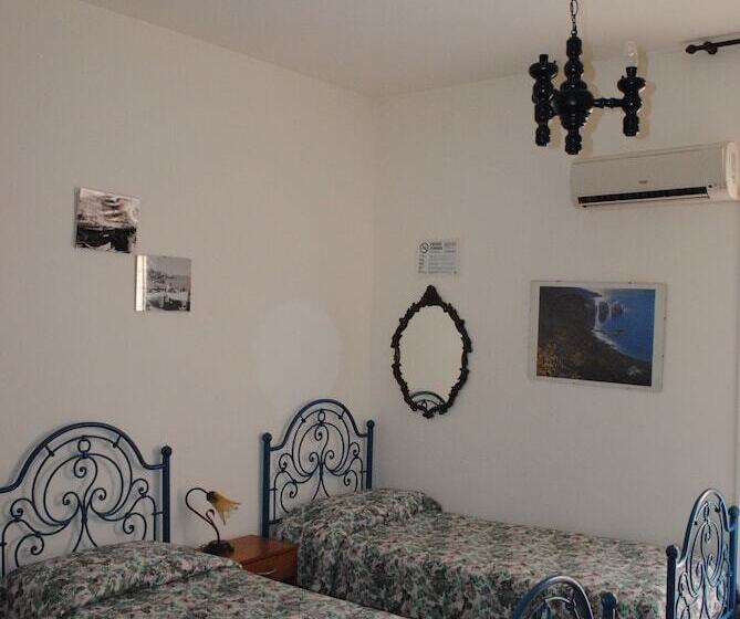 Pokój Standard Wspólna Łazienka, Calciufetta