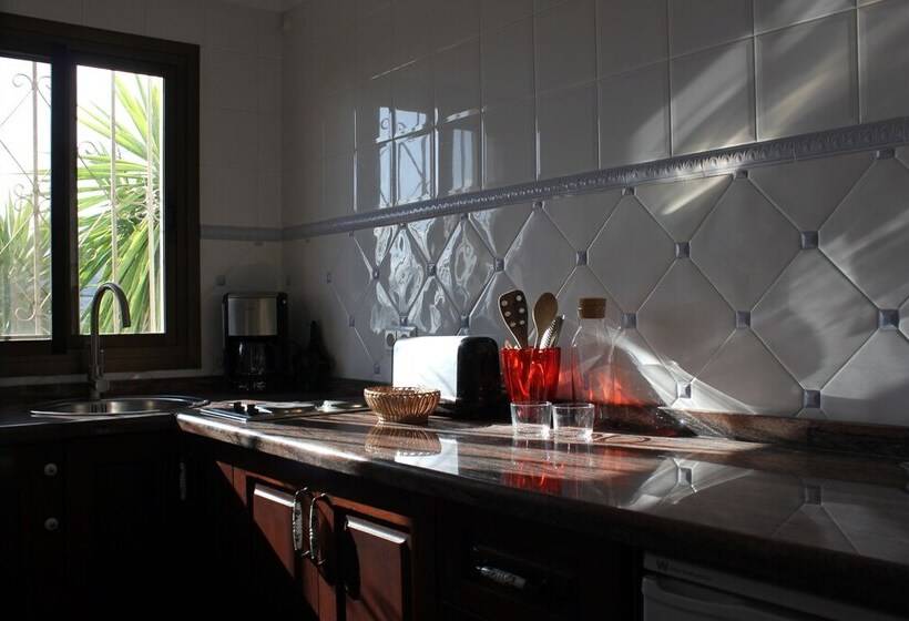 דירת קומפורט חדר שינה 1, El Nispero Dulce