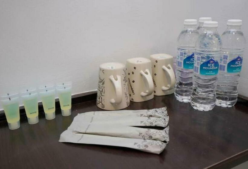 חדר סופריור יחיד, CK Hotel