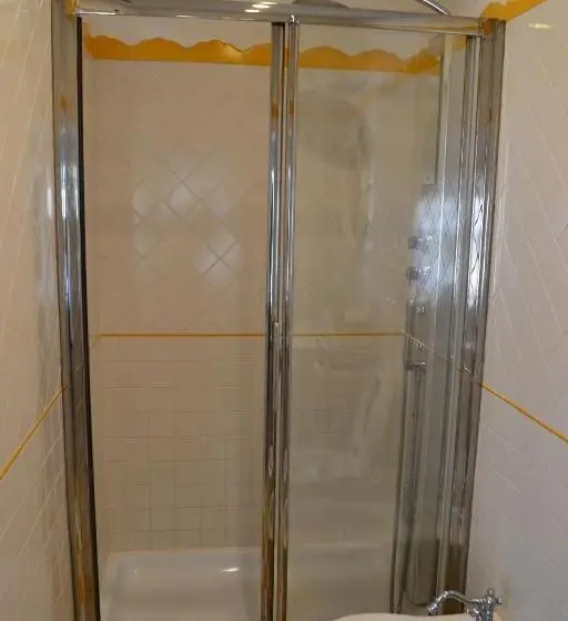 Standard-huone Puutarhanäkymä, Casa Mariannina