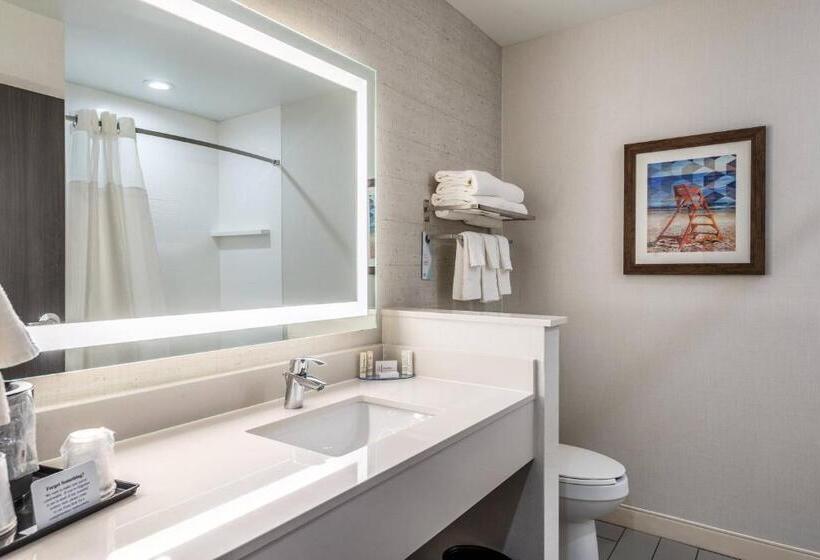 带大床的标准工作室, Fairfield Inn & Suites By Marriott St. Joseph Stevensville