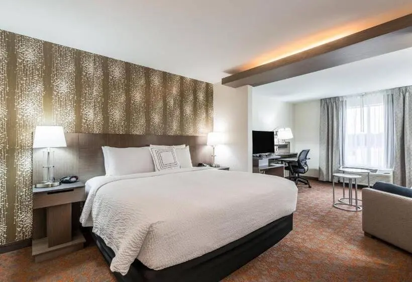 キングサイドベッドのスタンダードワンルーム, Fairfield Inn & Suites By Marriott St. Joseph Stevensville
