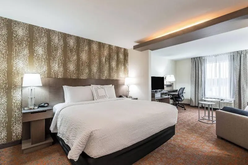 キングサイドベッドのスタンダードワンルーム, Fairfield Inn & Suites By Marriott St. Joseph Stevensville
