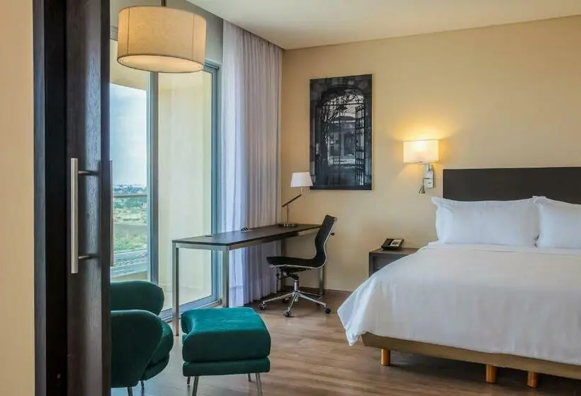 Superior-huone King-vuode, Fiesta Inn Silao Puerto Interior