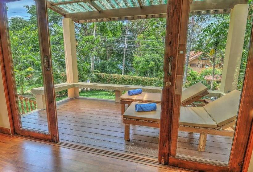 בקתה סטנדרטית, Khanom Hill Resort