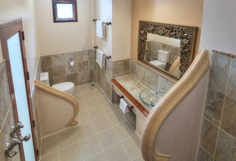 בונגלו סטנדרט עם נוף לגינה, Khanom Hill Resort