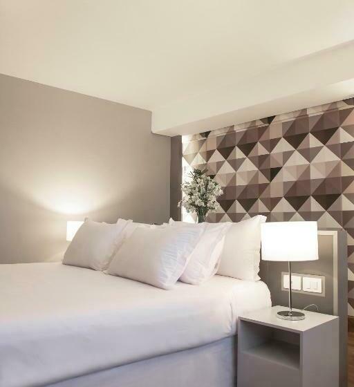 اتاق استاندارد, NH Curitiba The Five