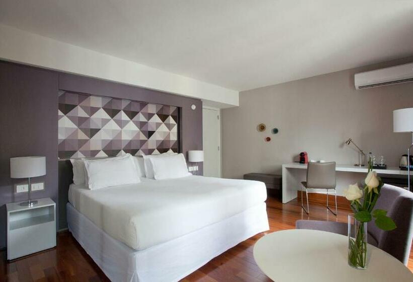 اتاق پرمیوم, NH Curitiba The Five