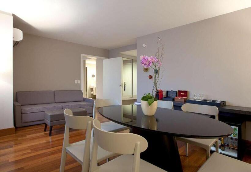 سوییت لوکس, NH Curitiba The Five