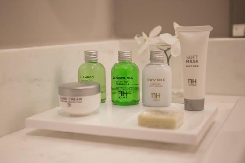 غرفة عائلية, NH Curitiba The Five