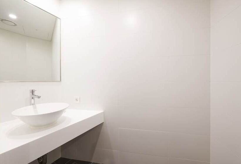 Quarto Triplo Estandar, Nine Tree By Parnas Seoul Myeongdong 2