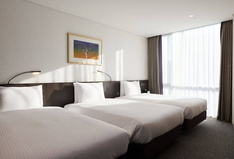 Quarto Triplo Estandar, Nine Tree By Parnas Seoul Myeongdong 2