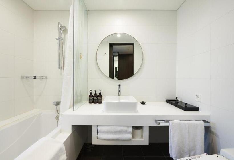 Quarto Familiar Superior, Nine Tree By Parnas Seoul Myeongdong 2