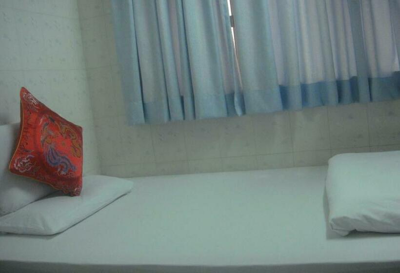 اتاق استاندارد, Paris Guest House