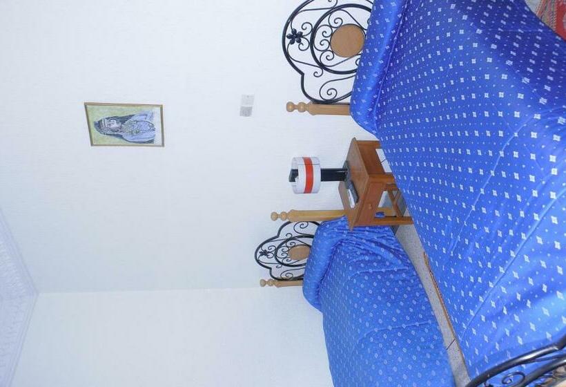 חדר סטנדרט עם מרפסת, Tiout