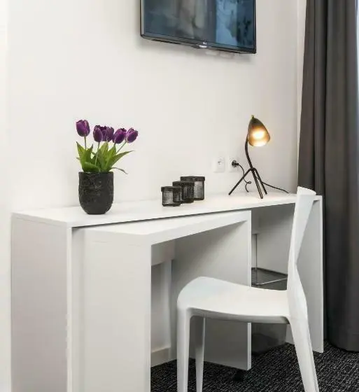Standard-studio, Ténéo Apparthotel Talence   Espeleta