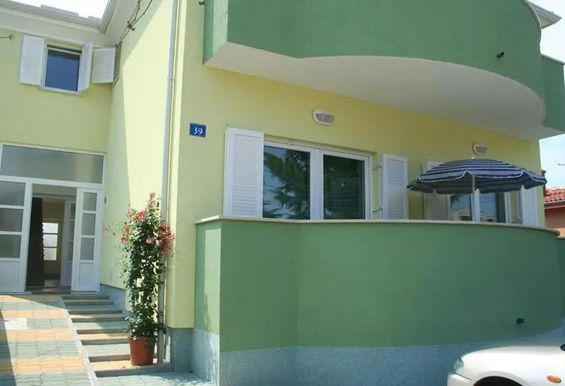 Huoneisto 1 Makuuhuone Parveke, Villa Punta Viktory