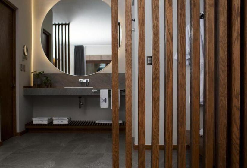 디럭스 룸 킹사이즈 침대, Maja Hotel Boutique